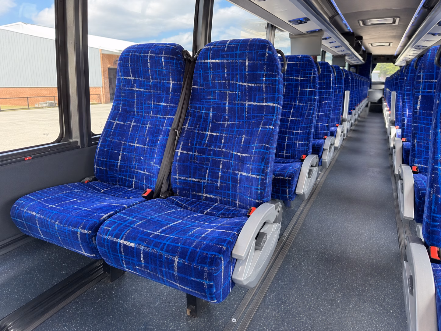 how the type of bus you choose changes the price in middletown new jersey