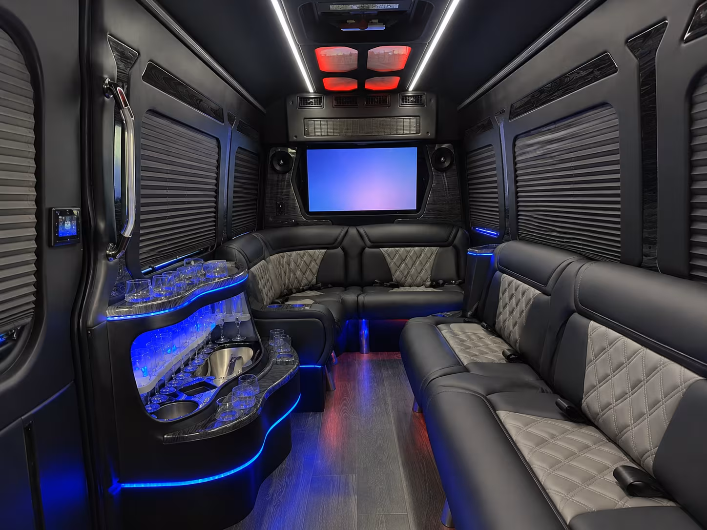 middletown 30 passenger party bus interior