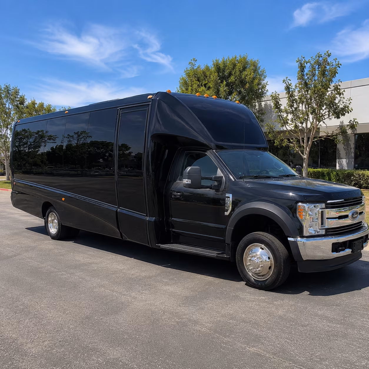party buses from middletown to the shadowbrook shore venues and everywhere prom takes you